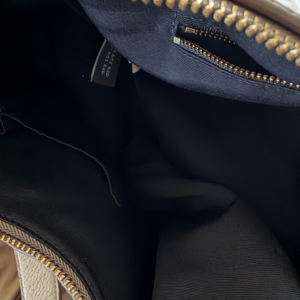 Marc Jacob’s Taupe Hobo Bag - Picture 8 of 10